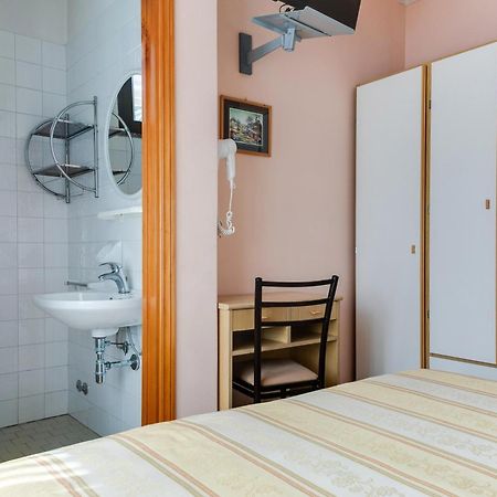 Hotel Sorriso Rimini Exterior photo