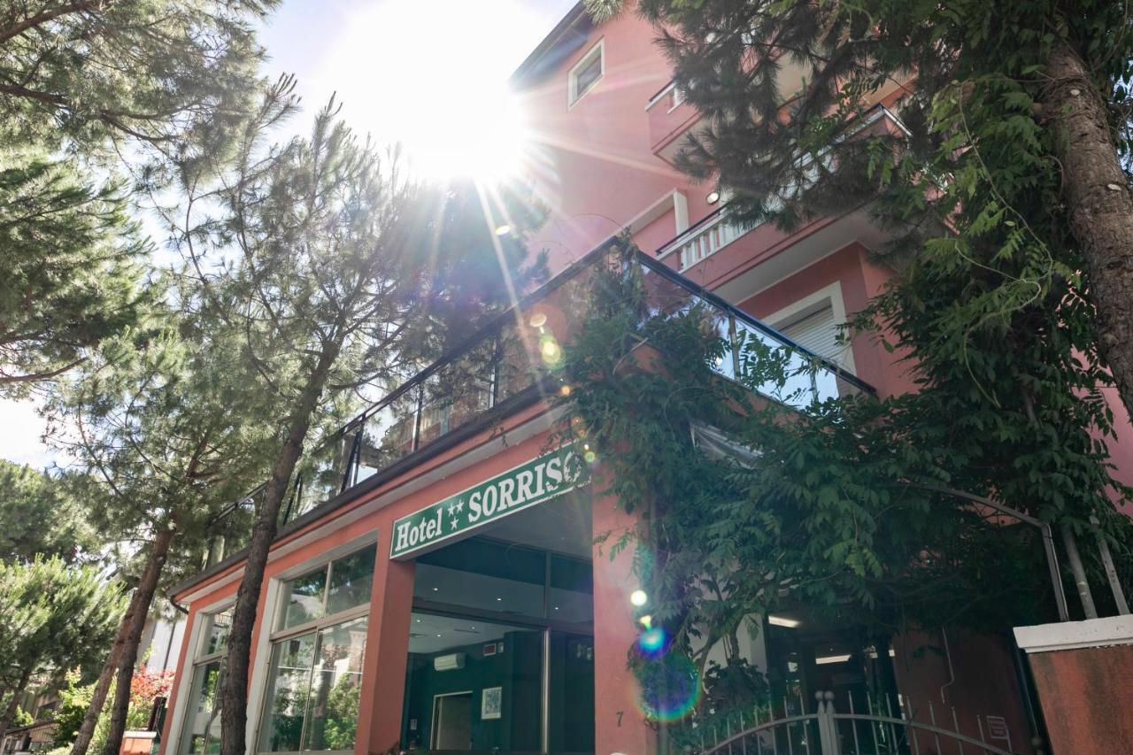 Hotel Sorriso Rimini Exterior photo