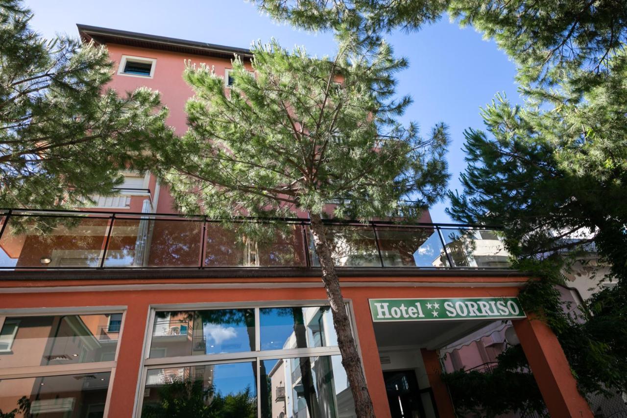 Hotel Sorriso Rimini Exterior photo